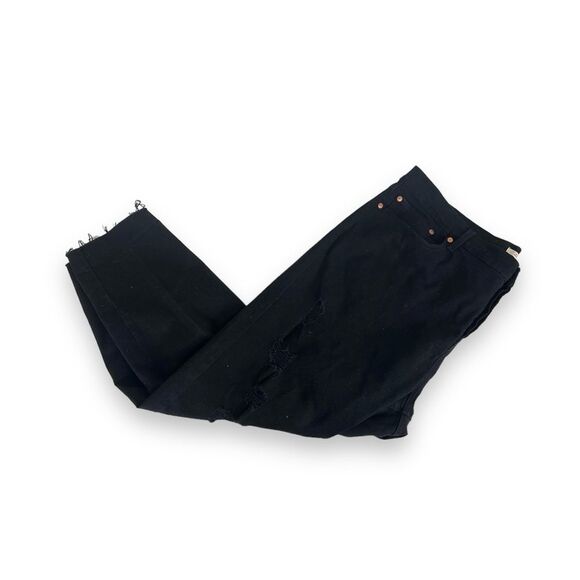 Levi’s Wedgie Skinny Fit Black Raw Hem Jeans - Picture 7 of 10